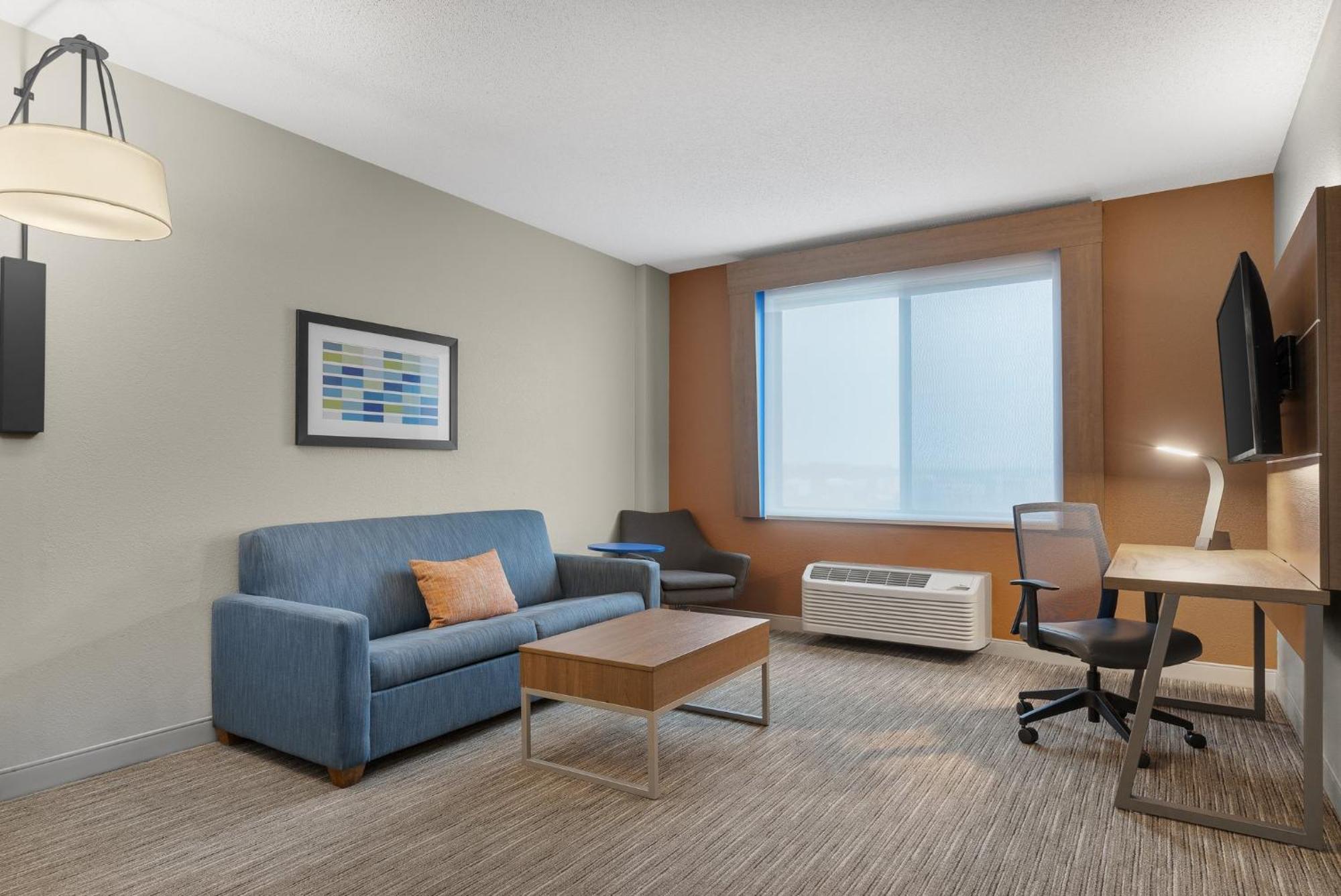 Holiday Inn Express Hotel & Suites Coralville By Ihg Eksteriør billede