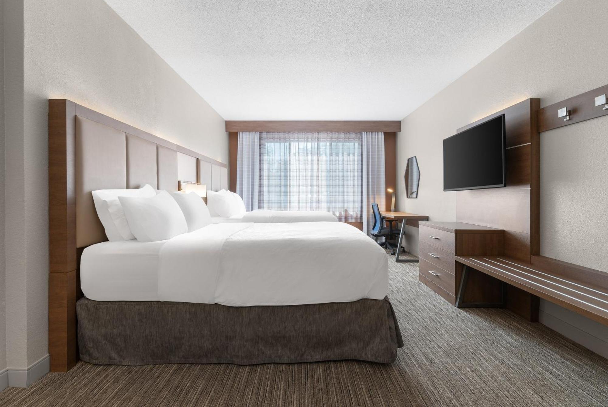 Holiday Inn Express Hotel & Suites Coralville By Ihg Eksteriør billede
