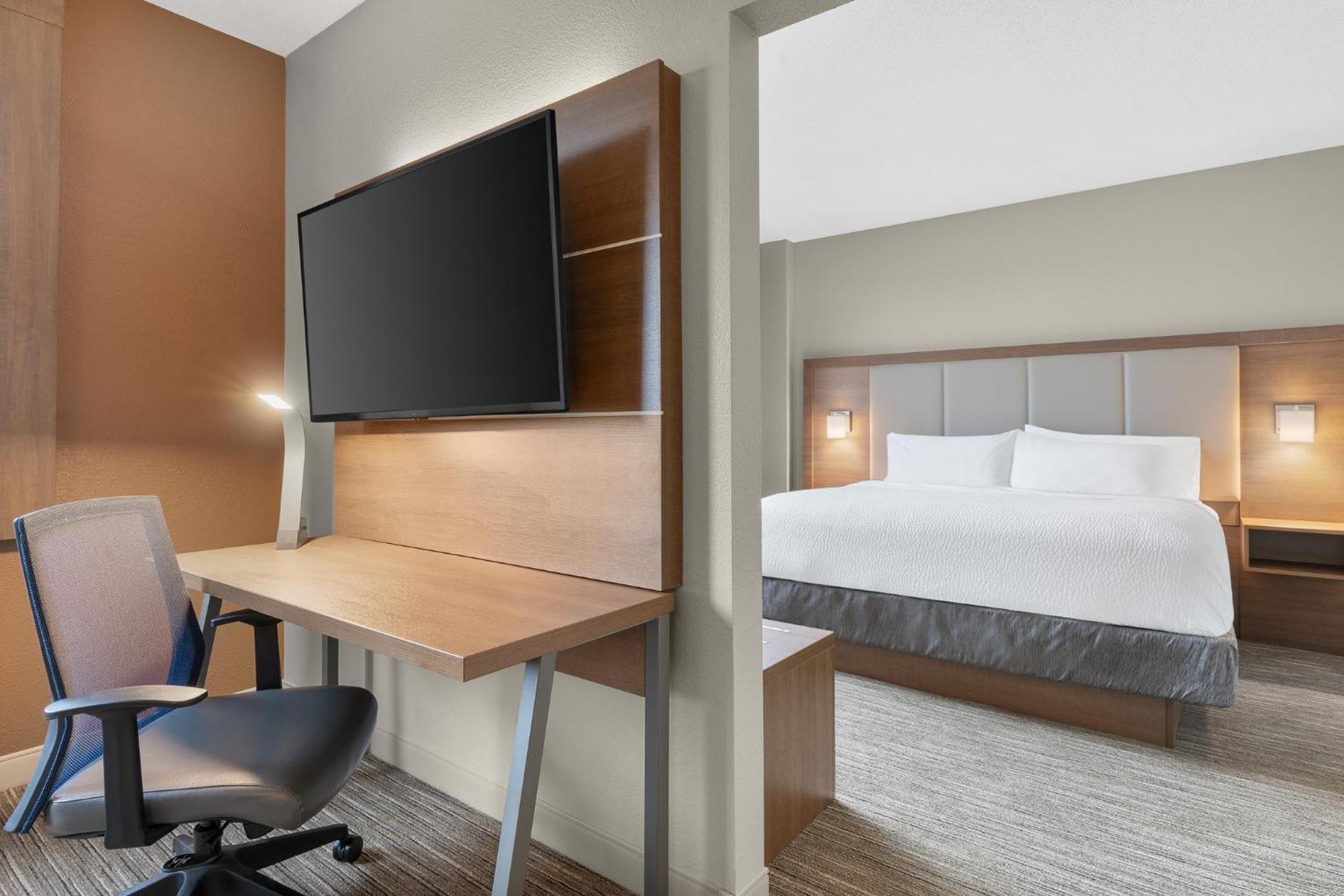 Holiday Inn Express Hotel & Suites Coralville By Ihg Eksteriør billede