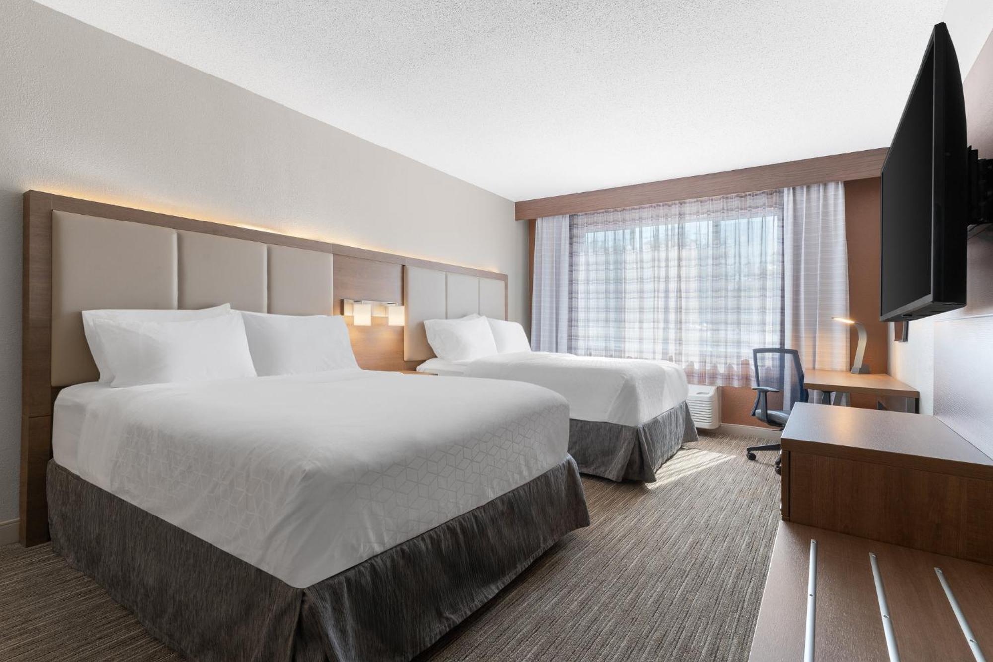 Holiday Inn Express Hotel & Suites Coralville By Ihg Eksteriør billede
