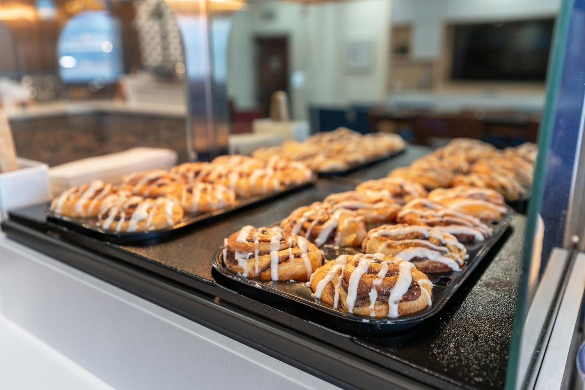 Holiday Inn Express Hotel & Suites Coralville By Ihg Eksteriør billede
